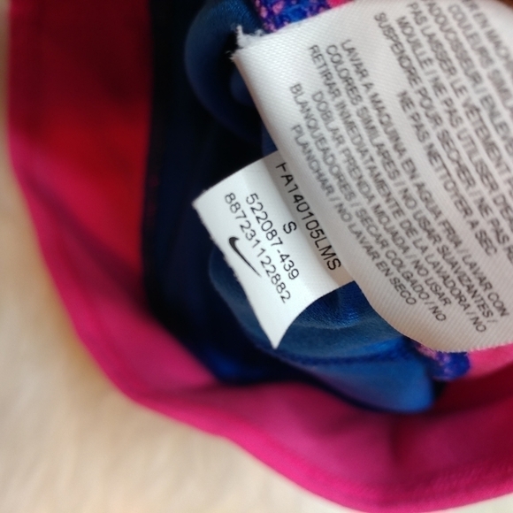 Girls' Nike Dri-Fit Legend Capri Tights - Picture 8 of 10